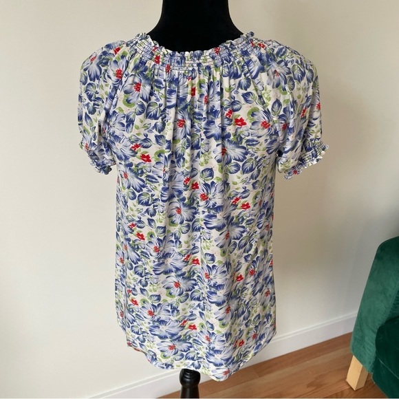 Joie Masha Porcelain & Matisse Floral Print Tassel Split Neck Smocked Top EUC S - Picture 4 of 9